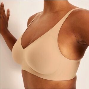 Knix Size 3 (36B, 36C, 36D, 38B) V-Neck Evolution Bra